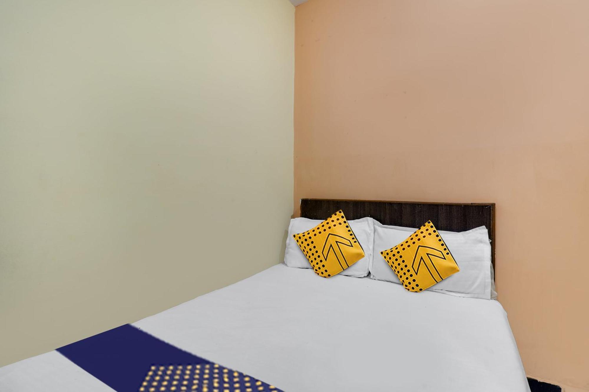 Spot On Hotel Sai Ashirwad Residency Хидерабад Екстериор снимка