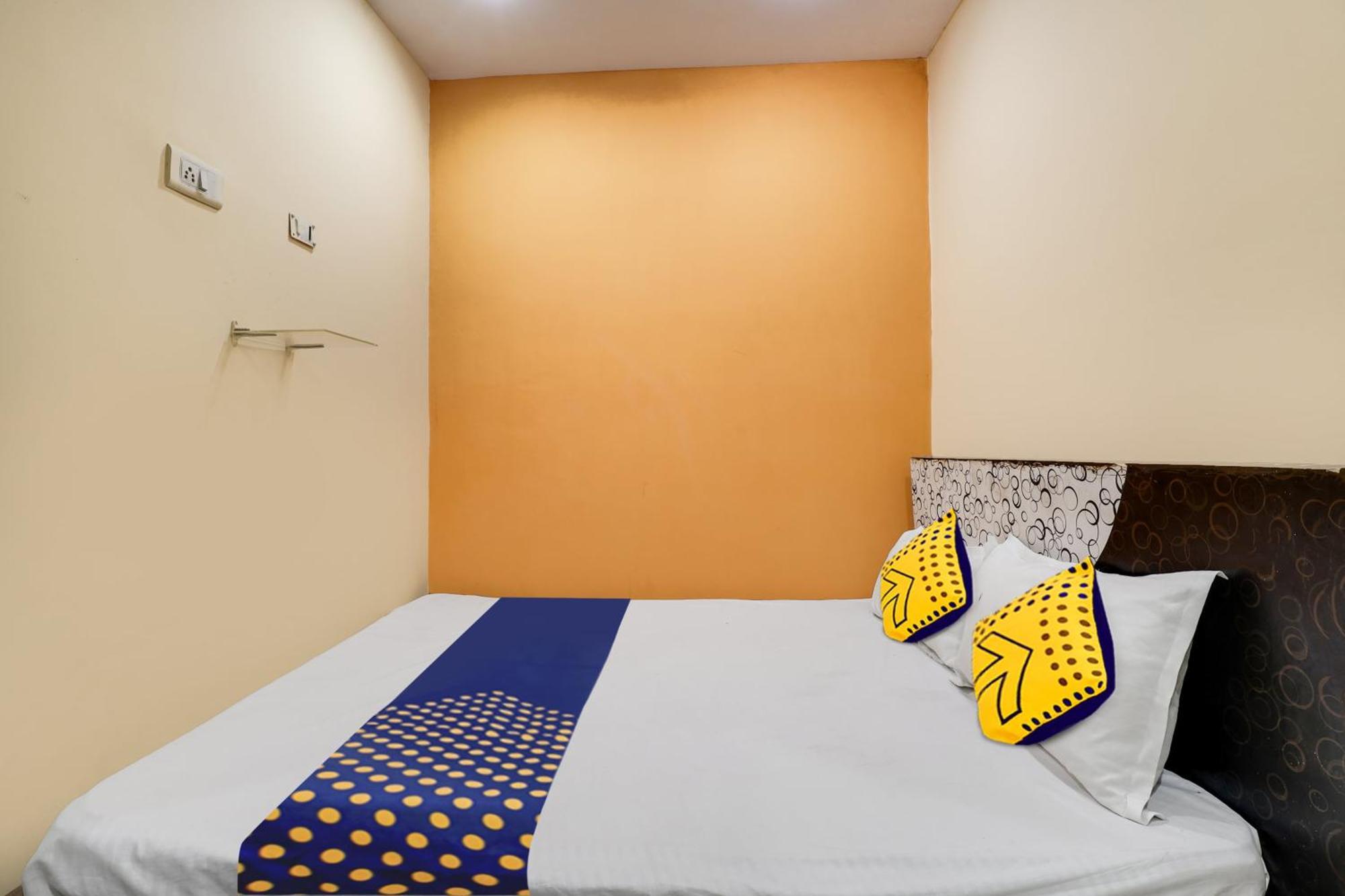 Spot On Hotel Sai Ashirwad Residency Хидерабад Екстериор снимка